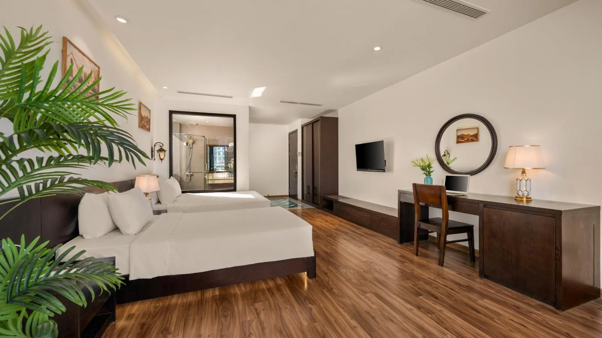 Nostalgia DS Hotel Da Nang